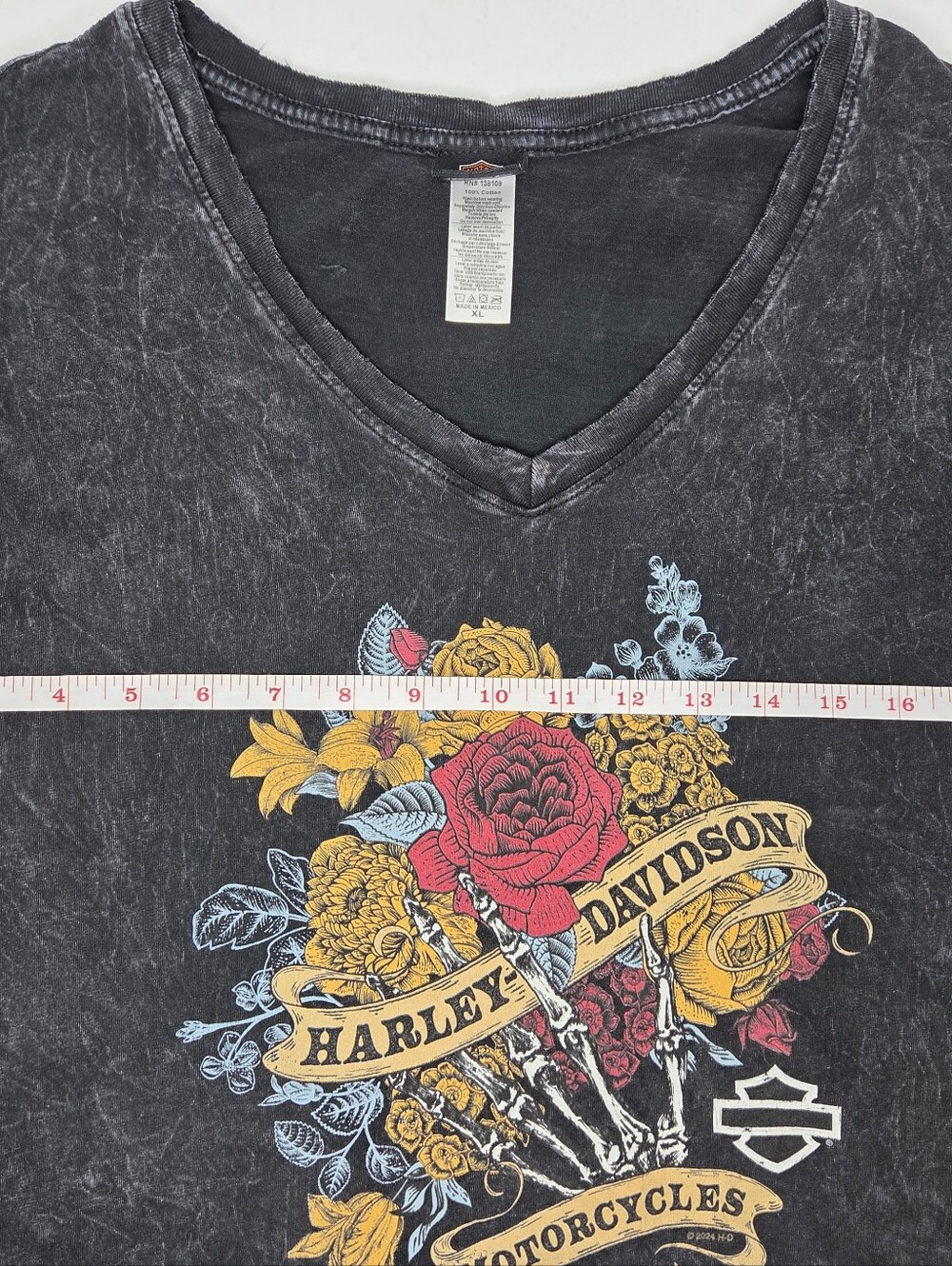 Harley-Davidson Black V-Neck Floral Graphic Tee Size XL Cotton Biker Tshirt - Picture 10 of 11